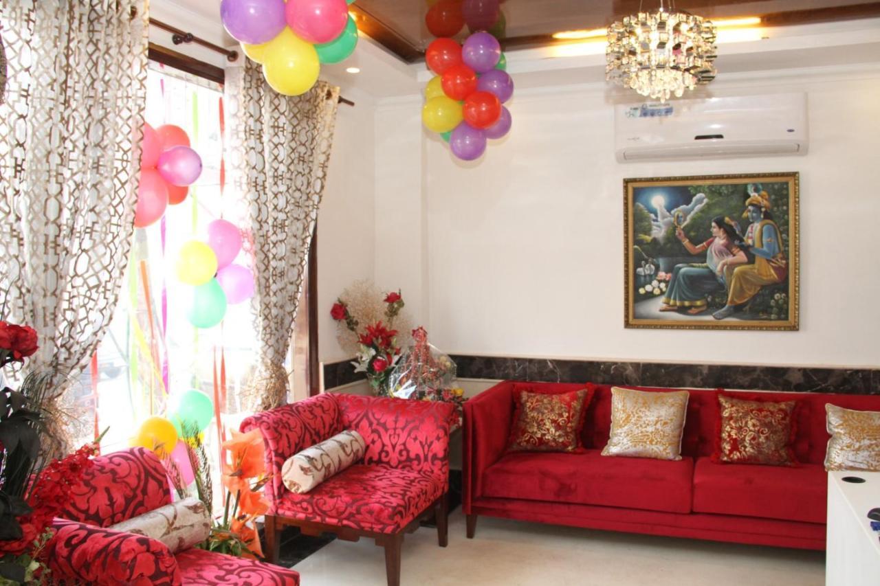 Vrindāvan Hotel Dev Residency מראה חיצוני תמונה